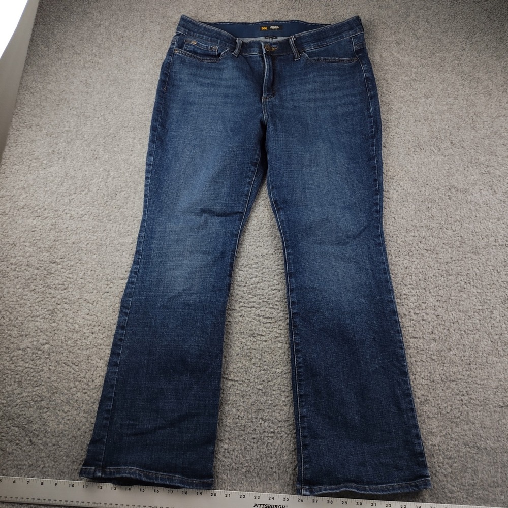 Lee Flex Motion Regular Fit Bootcut Mid Rise Jeans Dark Wash Blue 14 Short